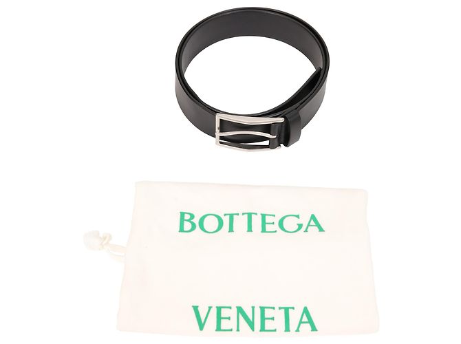 Cinturón básico Bottega Veneta en cuero negro - vista 6