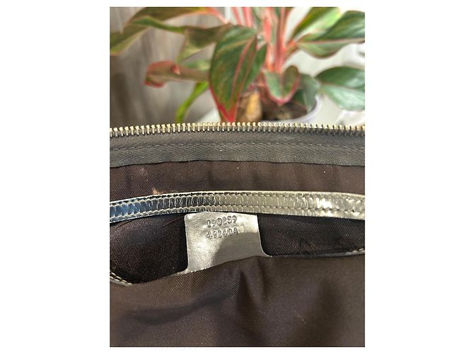 Borsa Gucci Supreme Joy in Pelle Beige Crudo Cachi - vista 11