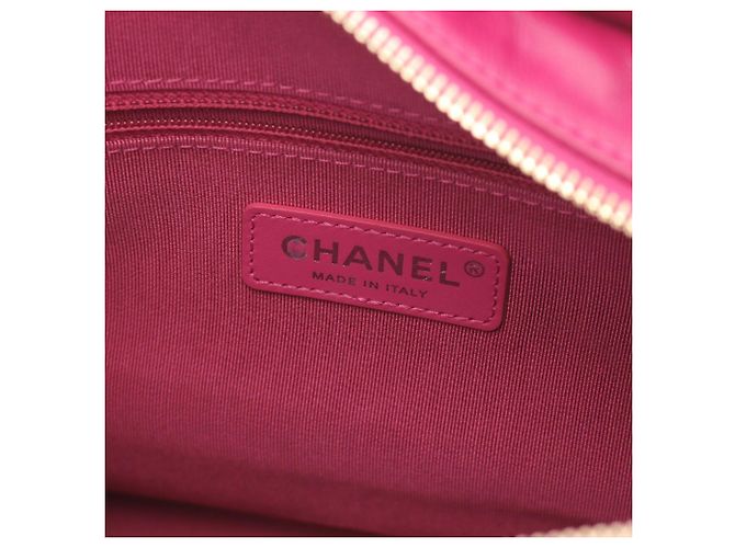Chanel Rosa Medio Pelle di Vitello Invecchiata Gabrielle Crossbody - vista 4