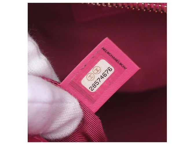 Chanel Rosa Medio Pelle di Vitello Invecchiata Gabrielle Crossbody - vista 5