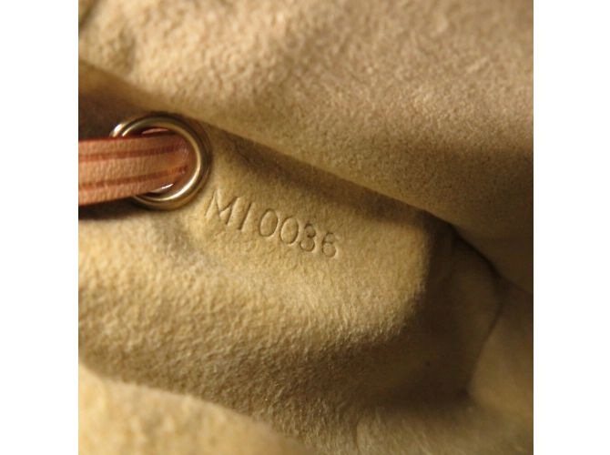 Bolsa de Ombro Pochette Cancun Monograma Louis Vuitton Marrom - vista 10