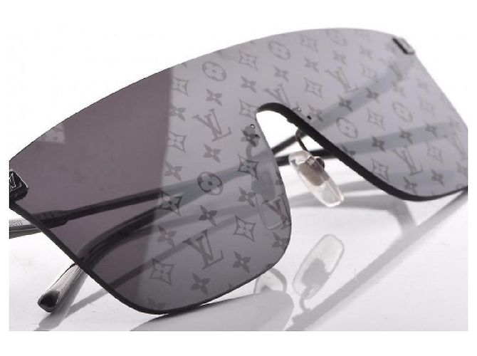 Occhiali da sole Monogram LOUIS VUITTON Z1026E Gun Scuro Grigio antracite - vista 5