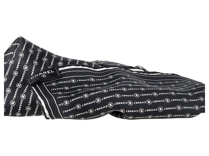 Classique Écharpe en soie noire avec imprimé logo Chanel - vue 3