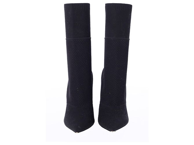 Stivaletti a punta Kimberley di Burberry in tessuto stretch nero a maglia - vista 9