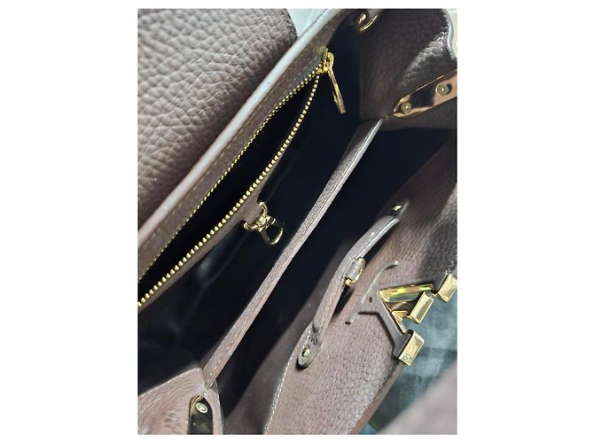 Borsa Louis Vuitton BB Capucines in pelle marrone Rosso - vista 12