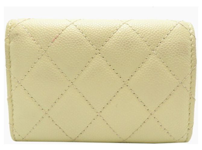 Cartera Small Flap de Chanel en cuero caviar Blanco Crudo - vista 2