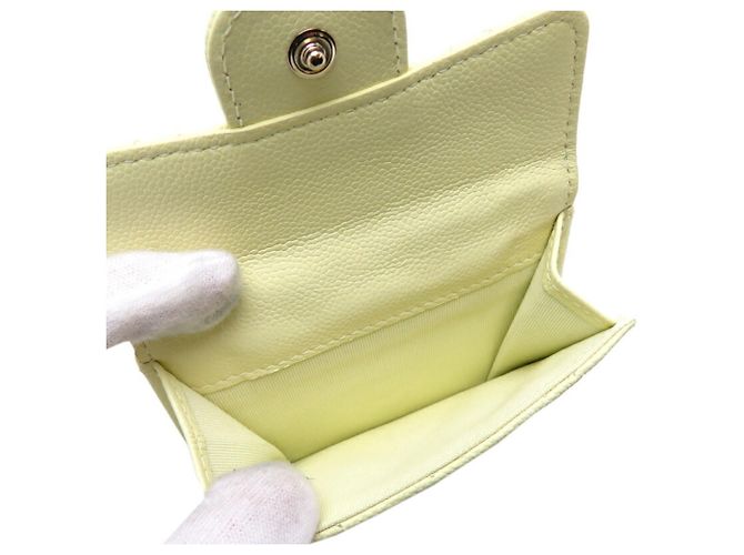 Cartera Small Flap de Chanel en cuero caviar Blanco Crudo - vista 7