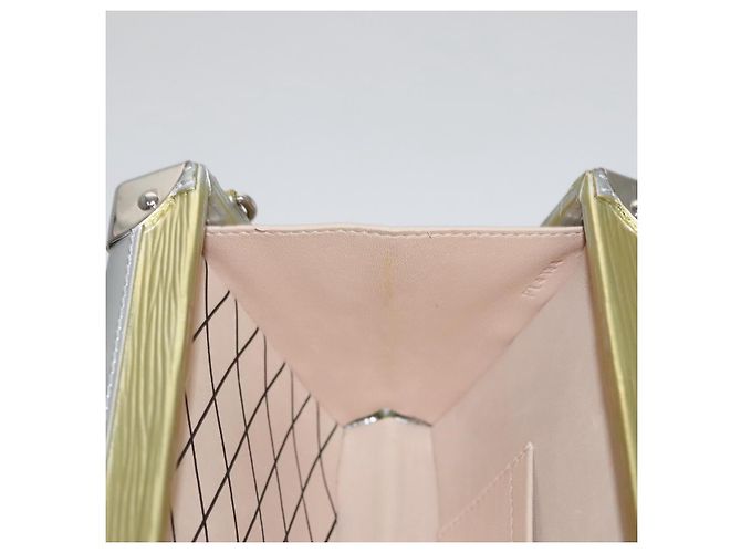 LOUIS VUITTON Epi Métallique Petite Mar Sac Argent Or M54652 LV Auth 108234 Argenté Doré - vue 20