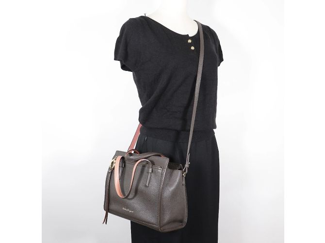 Borsa Amy di Salvatore Ferragamo Marrone Rosa - vista 16