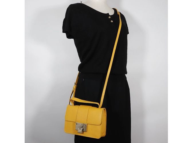 Mini borsa a spalla Jimmy Choo Giallo - vista 15