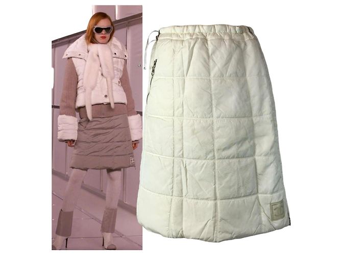 Gonna puffer vintage CC grigia sport Chanel FW 2000 - vista 11