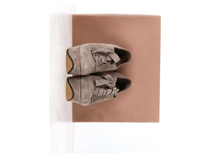 Stivaletti con piattaforma e lacci Gianvito Rossi in suede beige - vista 14