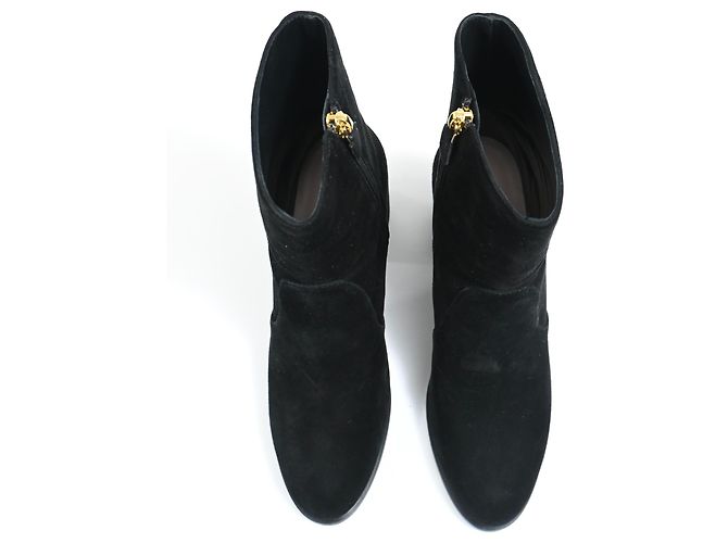 Botines de tacón bloque Quinn de Stuart Weitzman en ante negro - vista 13