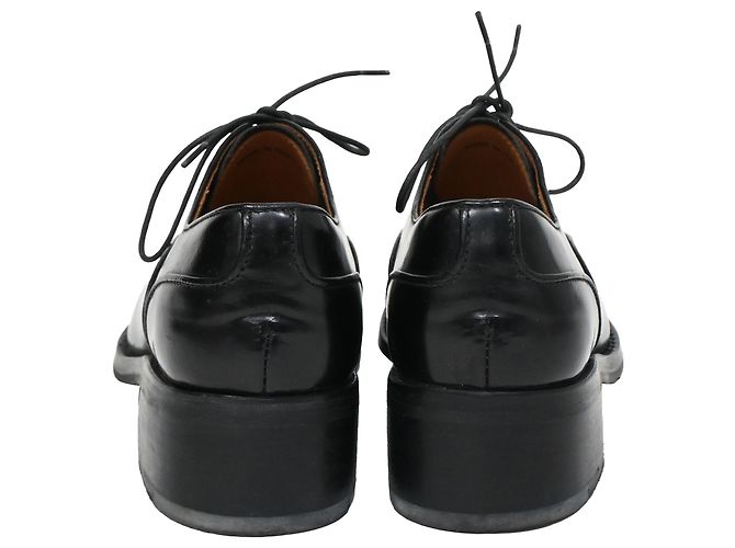Oxfords in pelle nera di Church's con lacci Nero - vista 3