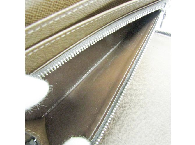 Organizer Organizzatore per valigia da viaggio Louis Vuitton Taiga Marrone - vista 8