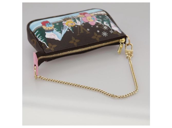 LOUIS VUITTON Monogram Vivienne Mini Pochette Accessoires M82623 LV Auth 111162A Monogramma - vista 7