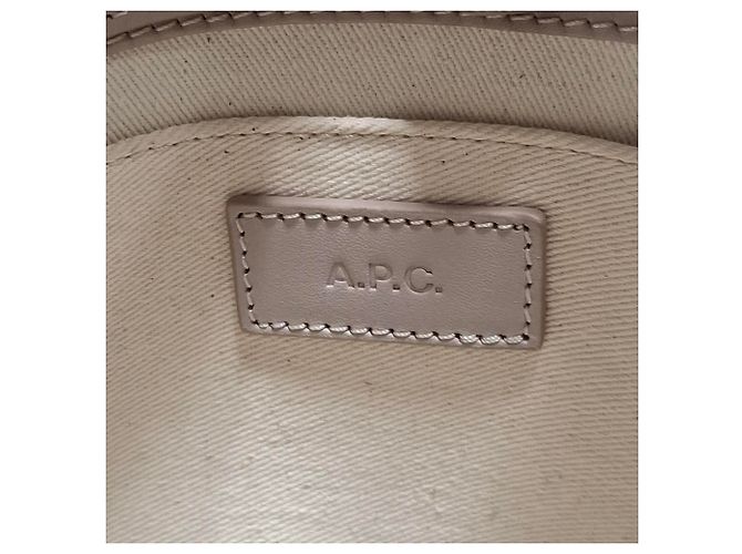 Apc Bolsa Ashley A.P.C. em couro bege - vista 6