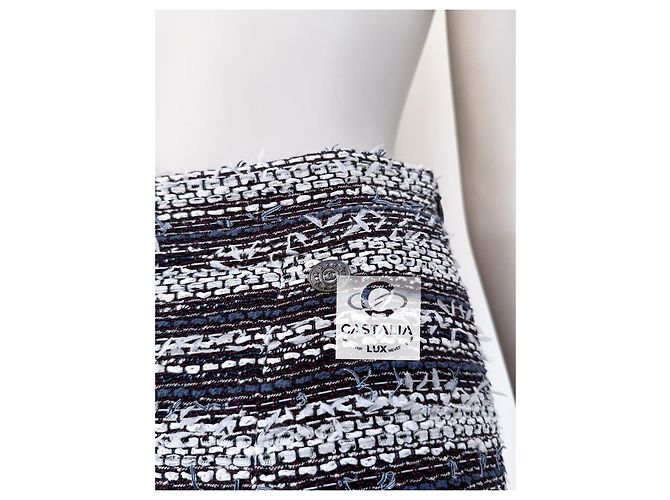 Chanel Paris / Cingapura Botões CC Conjunto Tweed Lesage 36 FR Multicor - vista 12