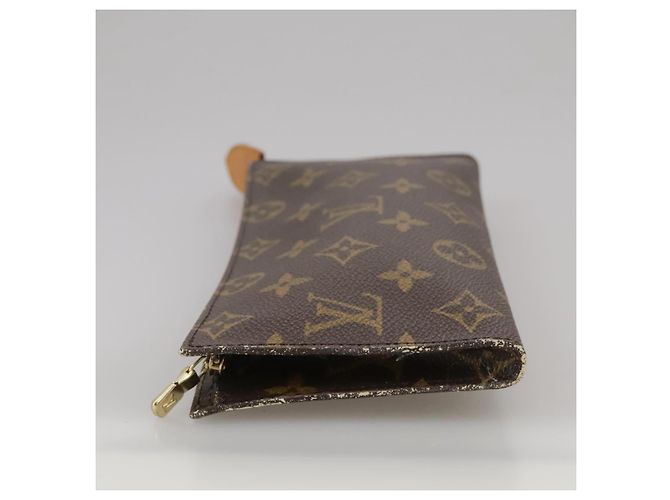 LOUIS VUITTON Monogram Bucket GM Pouch Accessory Pouch LV Auth 111447 - view 3