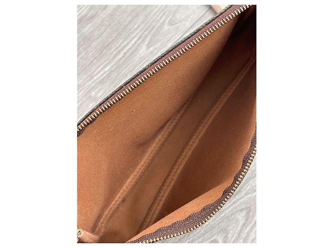 Louis Vuitton Pochette Accessoire Marrone in Tela - vista 5
