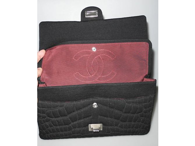 Chanel 2.55 Tasche aus gestepptem Jersey mit Reptil-Effekt Schwarz - Ansicht 7