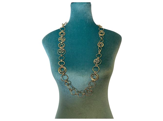 Übergroße goldene CC-Halskette oder Gürtel von Chanel Letters 17C Paris-Cuba Runway Gold hardware - Ansicht 5