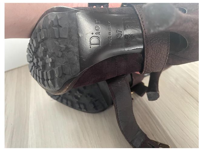 Botas Christian Dior Spy em camurça marrom - vista 10