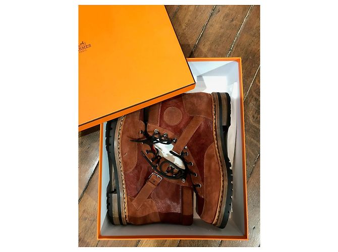 Hermès Botas HERMES T.EU 41 de piel de ternera estilo pony Castaño - vista 13