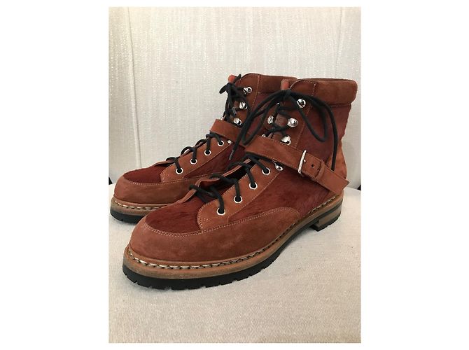 Hermès Botas HERMES T.EU 41 de piel de ternera estilo pony Castaño - vista 2