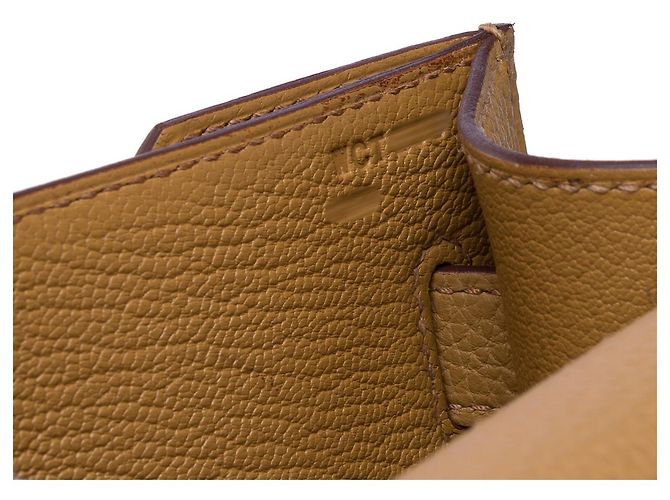 Hermès Borsa HERMES Kelly Depeches in Pelle Beige - 102483 - vista 9