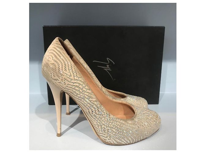 GIUSEPPE ZANOTTI Saltos T.EU 36.5 Camurça Bege - vista 7