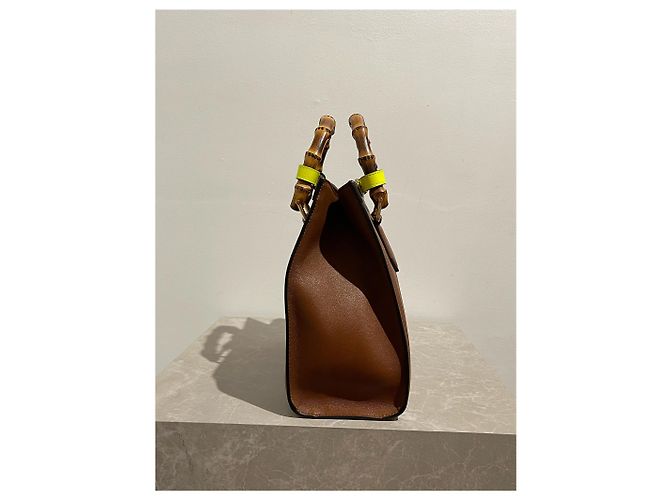 Bolsos GUCCI T. Cuero Camello - vista 4