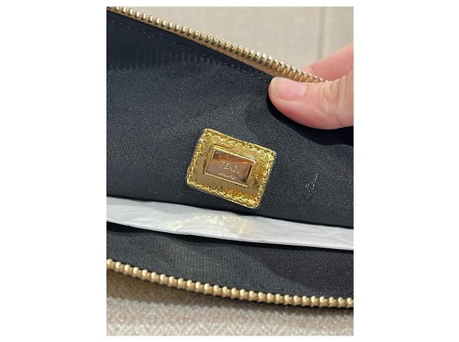 Borse a mano FENDI T. Pelle D'oro - vista 8