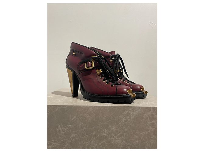 Botines MIU MIU T.EU 40 Cuero Burdeos - vista 3