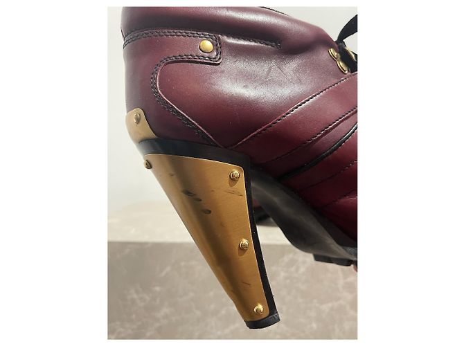 Botines MIU MIU T.EU 40 Cuero Burdeos - vista 4
