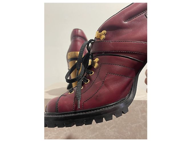 Botines MIU MIU T.EU 40 Cuero Burdeos - vista 5