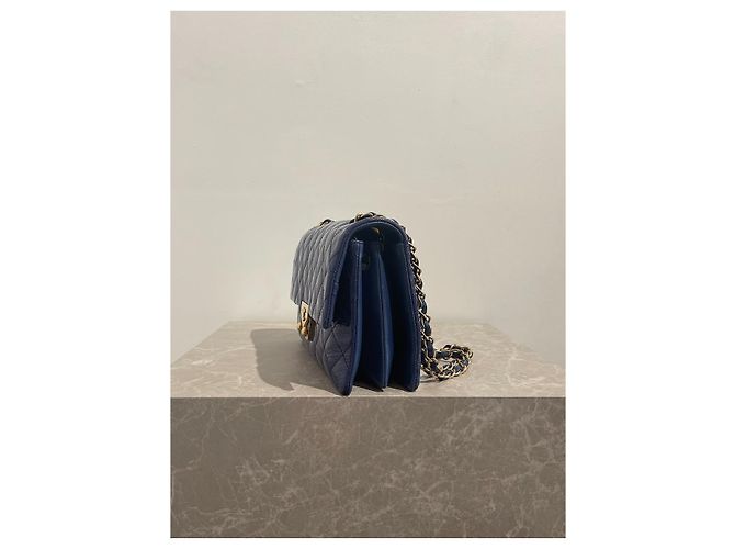 Borse CHANEL T. Pelle verniciata Blu - vista 2