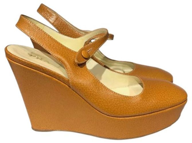 Tacones PRADA T.EU 37 Cuero Camello - vista 7