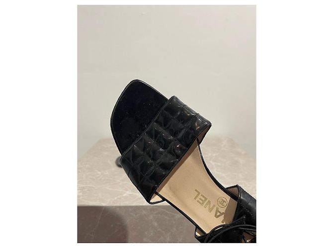 Sandali CHANEL T.EU 37.5 Pelle Nero - vista 4