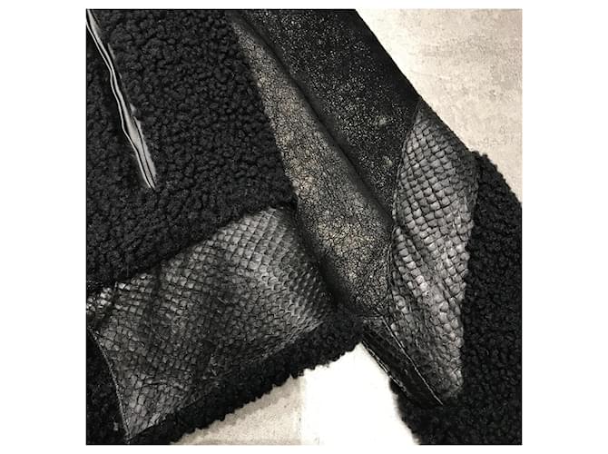GIVENCHY Mäntel T.International S Fell Schwarz - Ansicht 3