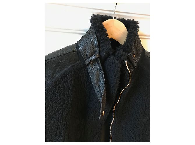 GIVENCHY Mäntel T.International S Fell Schwarz - Ansicht 5