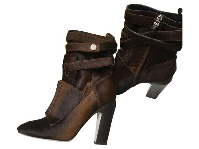 FENDI Botas de tobillo T.EU 39 Cuero de ternera estilo pony Castaño - vista 8