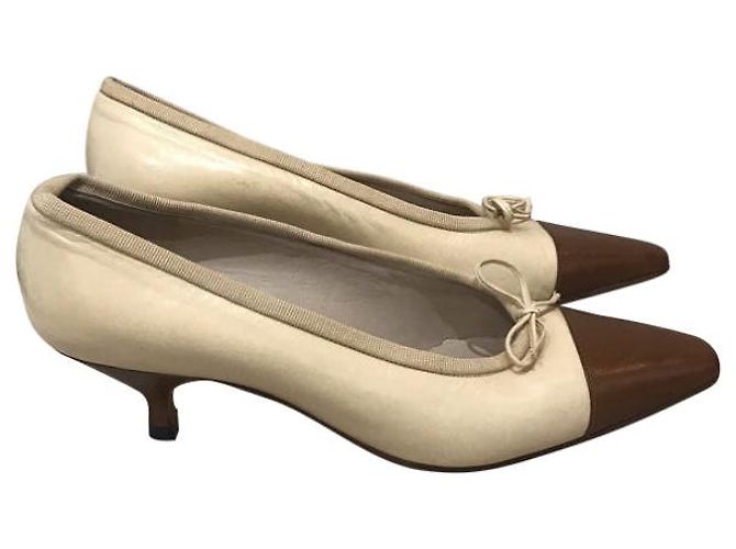 CHANEL Absätze T.EU 37.5 Leder Beige - Ansicht 8