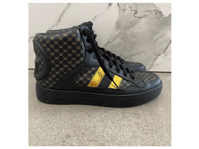 Sneakers GUCCI T.EU 39 Pelle Nero - vista 3