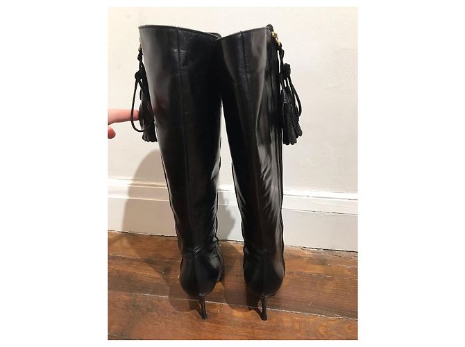 Botas LOUIS VUITTON T.EU 37.5 Cuero Negro - vista 4