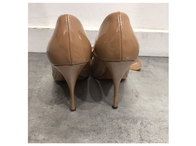 MIU MIU Absätze T.EU 38 Lackleder Beige - Ansicht 3