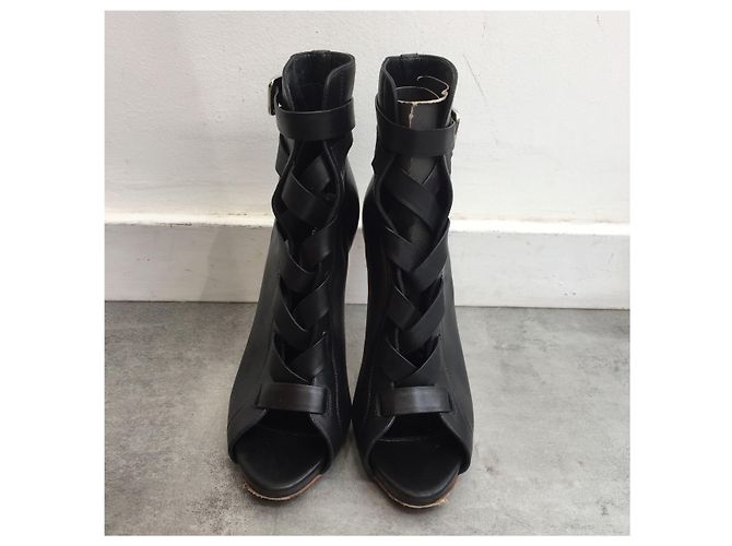 GIANVITO ROSSI Stivaletti T.EU 37 Pelle Nero - vista 2