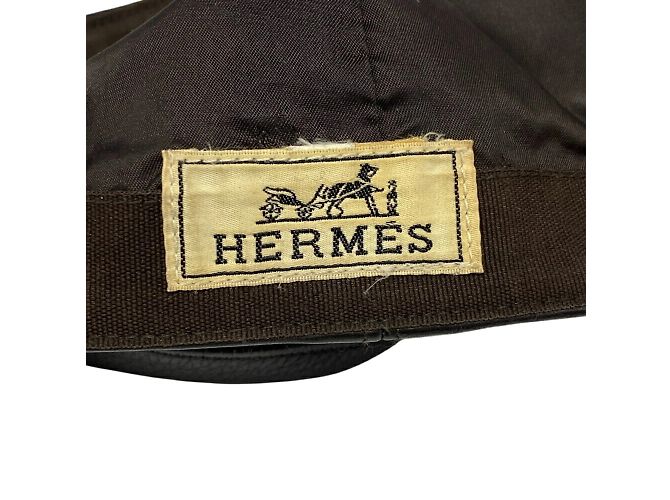 Hermès Hermes braune Leder bestickte Mütze - Ansicht 11