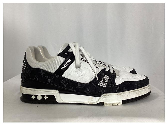 Twist Louis Vuitton LV Trainer in pelle nera e bianca Nero - vista 10