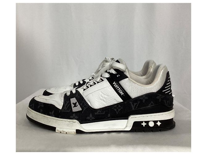 Twist Louis Vuitton LV Trainer in pelle nera e bianca Nero - vista 13
